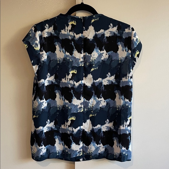 Calvin Klein High Neck Cap Sleeve Blue and White Blouse - Picture 2 of 13